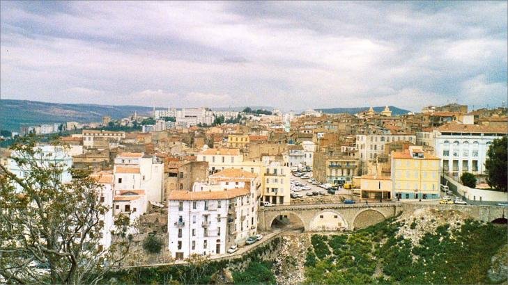 قسنطينة مدينة الجسور المعلقة قسنطينة مدينة الجسور المعلقة