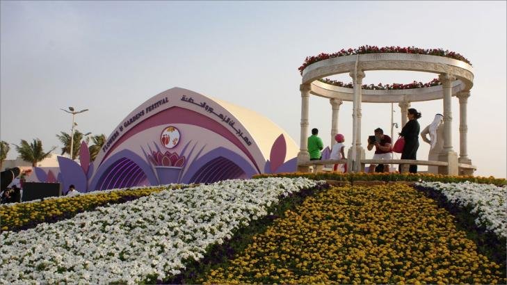 مهرجان الزهور في ينبع مهرجان الزهور في ينبع