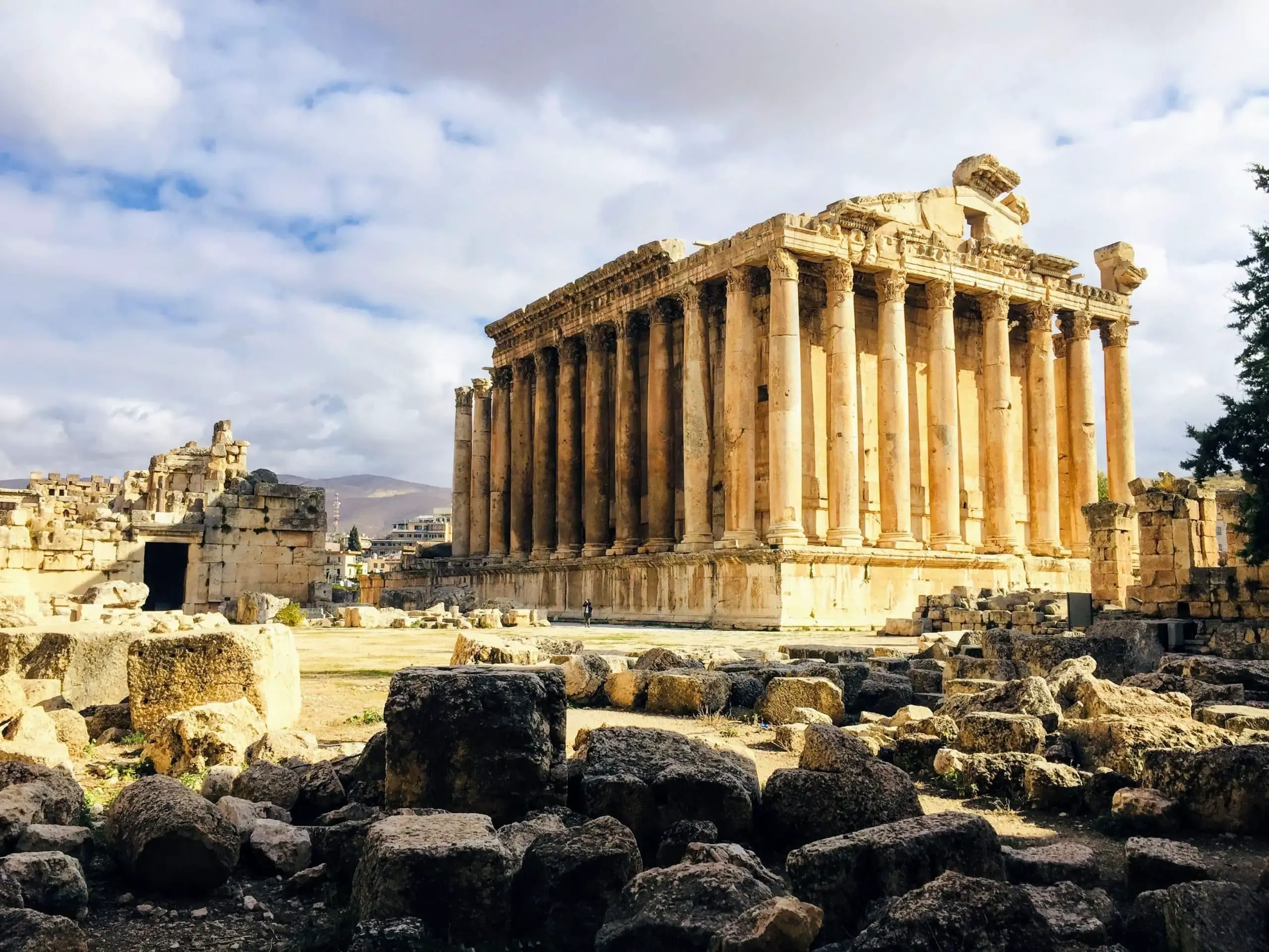 دليل السياحة في بعلبك بلبنان دليل السياحة في بعلبك بلبنان