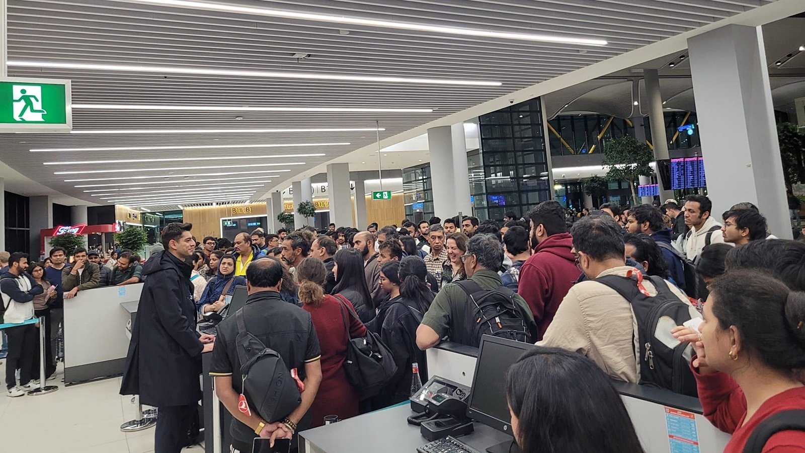 After delays hit IndiGo flights from Istanbul, airline apologises for inconvenience | Business News After delays hit IndiGo flights from Istanbul, airline apologises for inconvenience | Business News