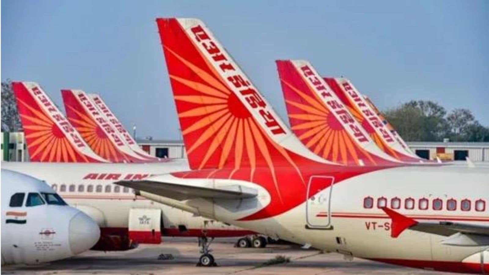 Air India Delhi-Vancouver flight takes off after 22 hours delay | Business News Air India Delhi-Vancouver flight takes off after 22 hours delay | Business News