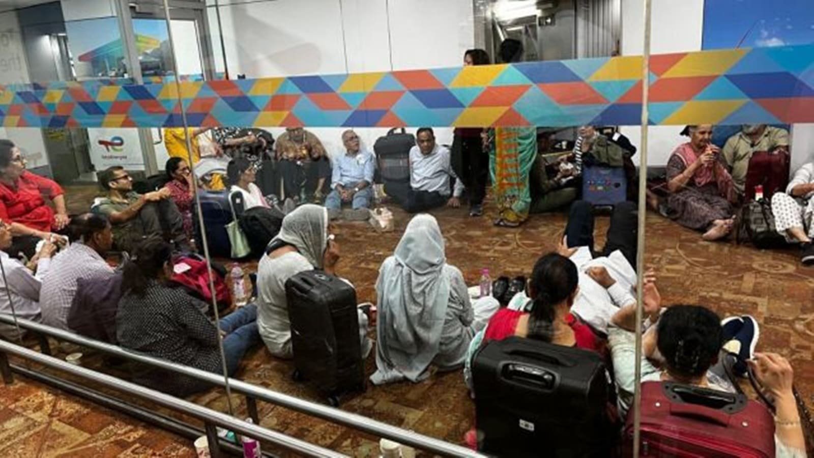 DGCA issues show cause notice to Air India over passenger discomfort caused by long flight delays | Business News DGCA issues show cause notice to Air India over passenger discomfort caused by long flight delays | Business News